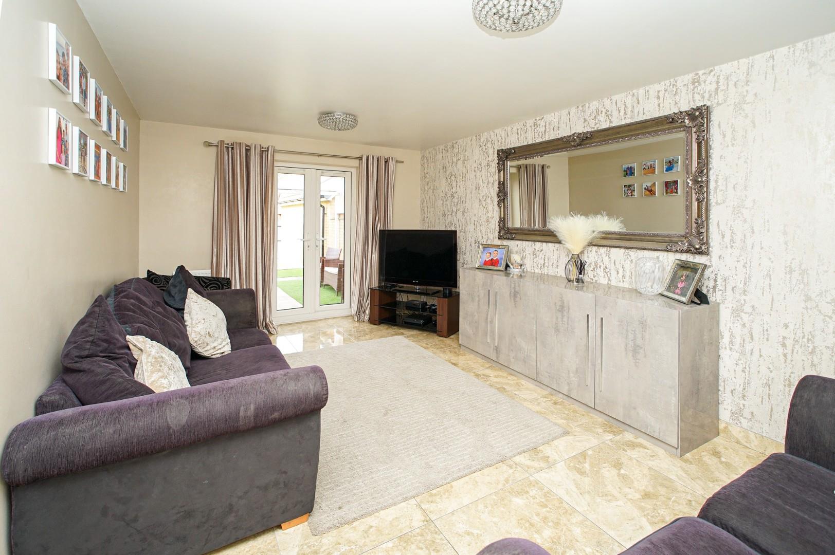 Theedway, Leighton Buzzard Quarters Estate Agents